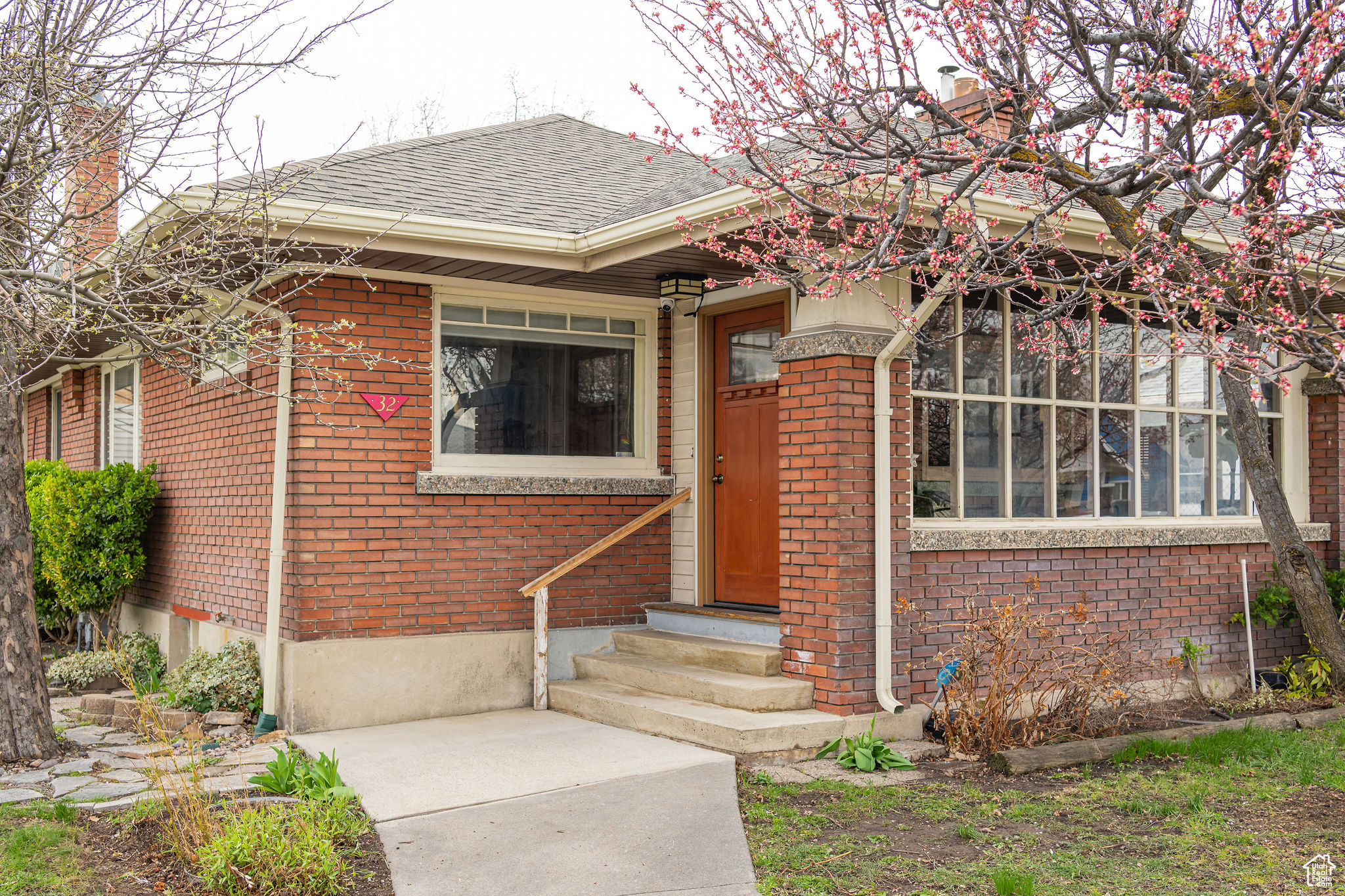 32 E Bryan Ave, Salt Lake City, Utah image 2