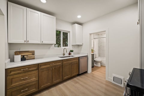 Tiny photo for 328 S 900 E, Salt Lake City, UT 84102 (MLS # 2181722)