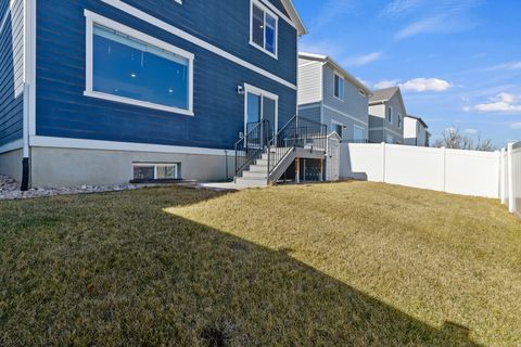 Tiny photo for 242 N MANDALYN WAY E, Saratoga Springs, UT 84045 (MLS # 2134753)
