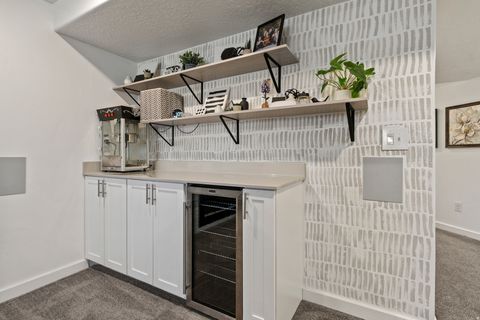 Tiny photo for 242 N MANDALYN WAY E, Saratoga Springs, UT 84045 (MLS # 2134753)