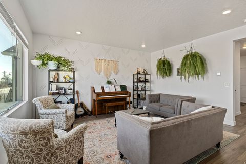 Tiny photo for 242 N MANDALYN WAY E, Saratoga Springs, UT 84045 (MLS # 2134753)