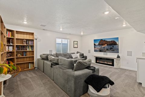 Tiny photo for 242 N MANDALYN WAY E, Saratoga Springs, UT 84045 (MLS # 2134753)