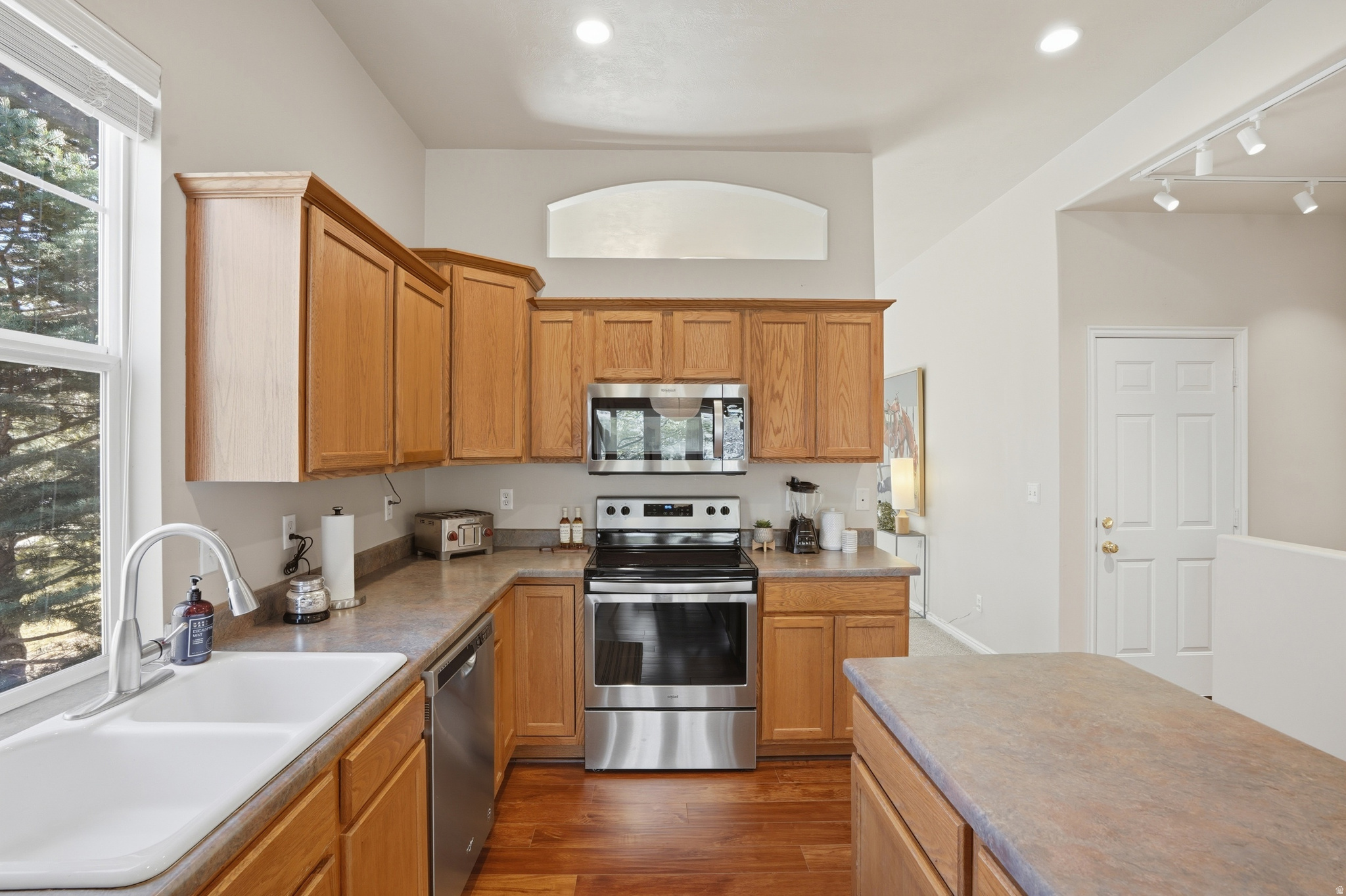 CHANDLER POINTE - Residential