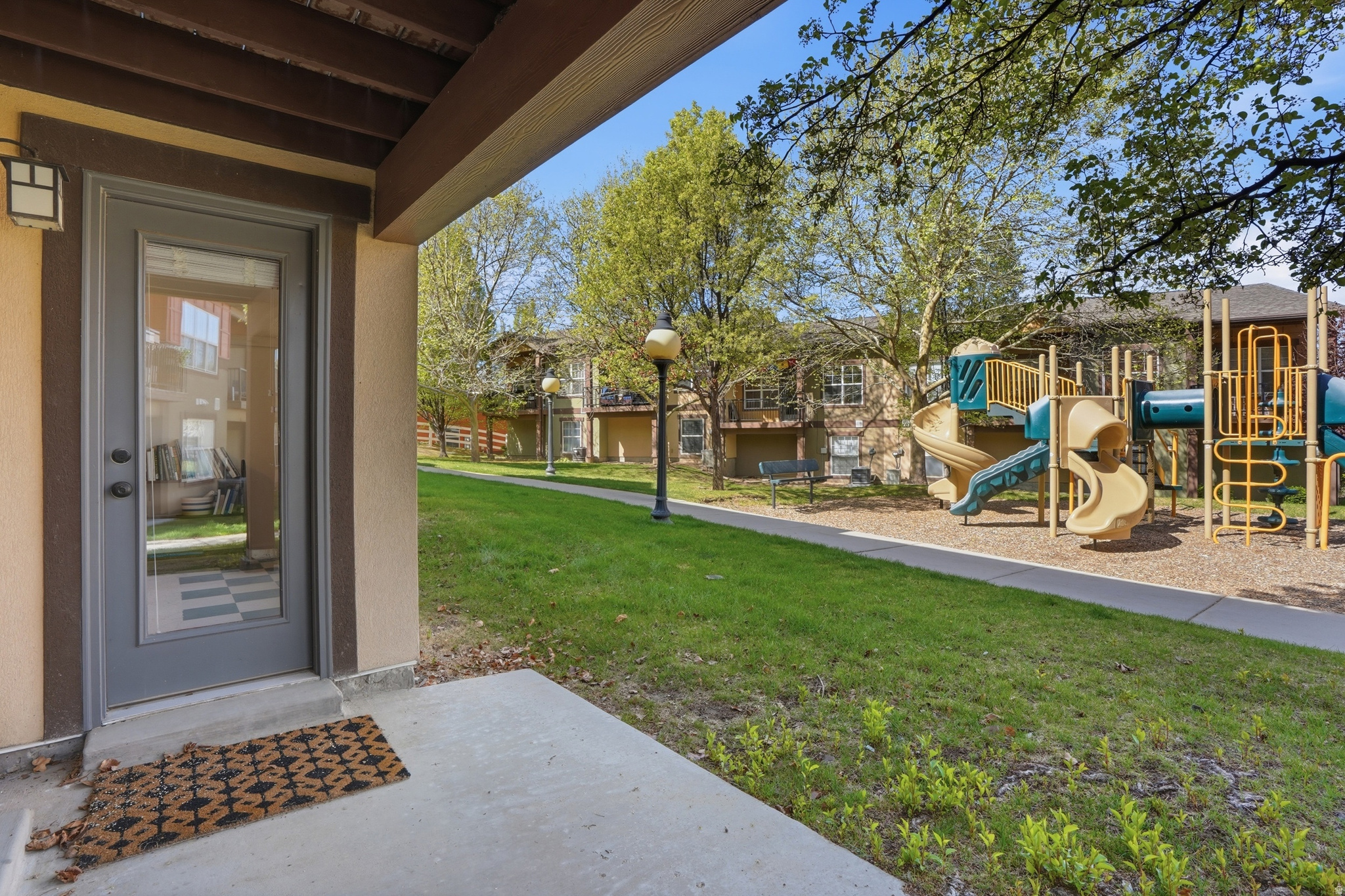 CHANDLER POINTE - Residential