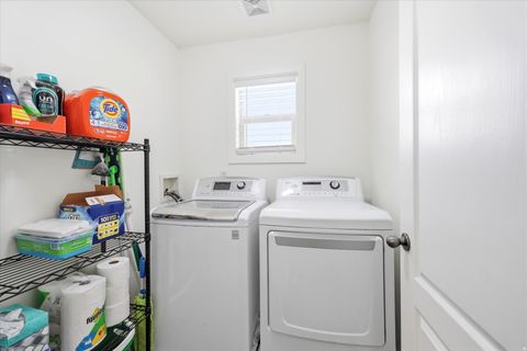 Tiny photo for 2442 E 1610 S, Spanish Fork, UT 84660 (MLS # 2151887)