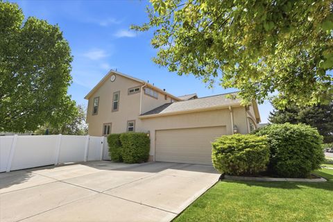 Tiny photo for 2442 E 1610 S, Spanish Fork, UT 84660 (MLS # 2151887)