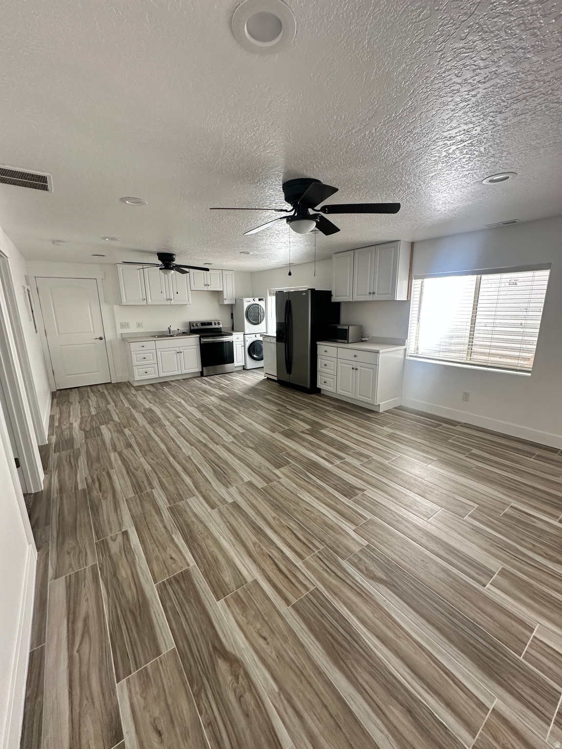 NORTH MEADOW - Residential