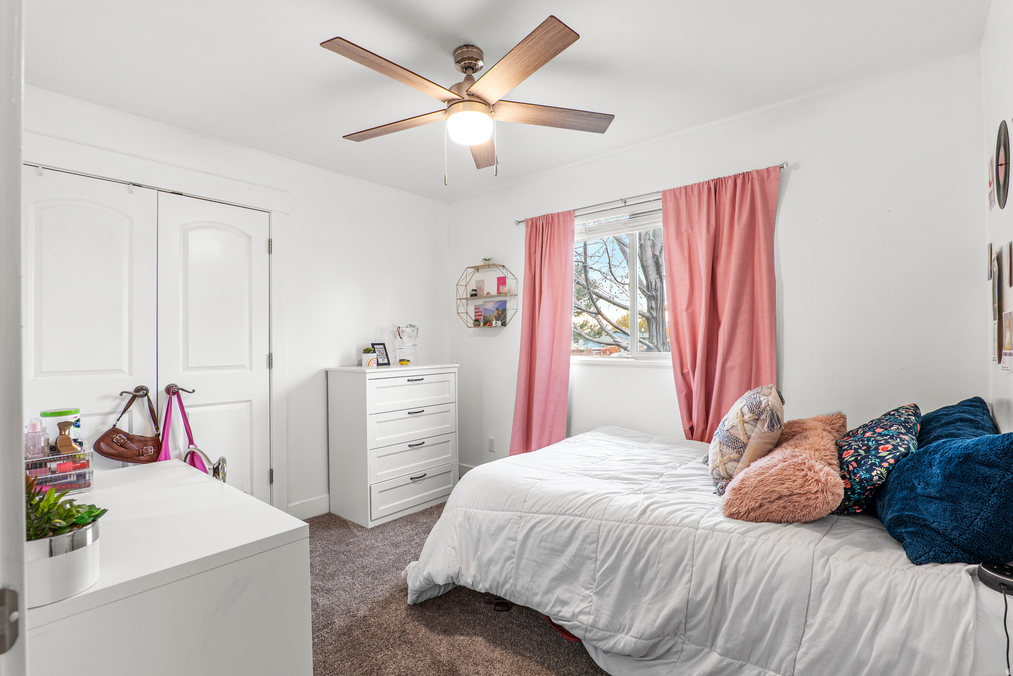 NORTH MEADOW - Residential