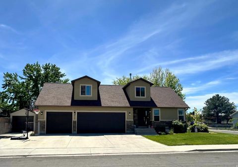 Tiny photo for 597 W 1400 N, Orem, UT 84057 (MLS # 2120657)
