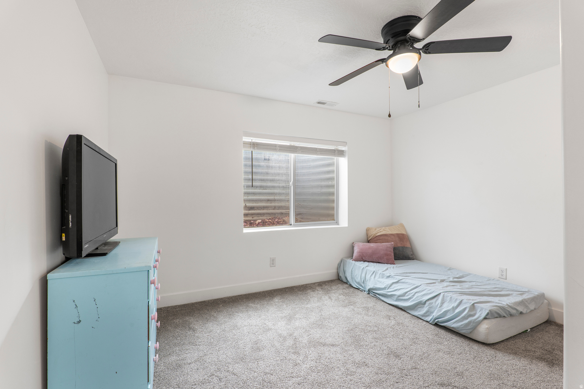 NORTH MEADOW - Residential