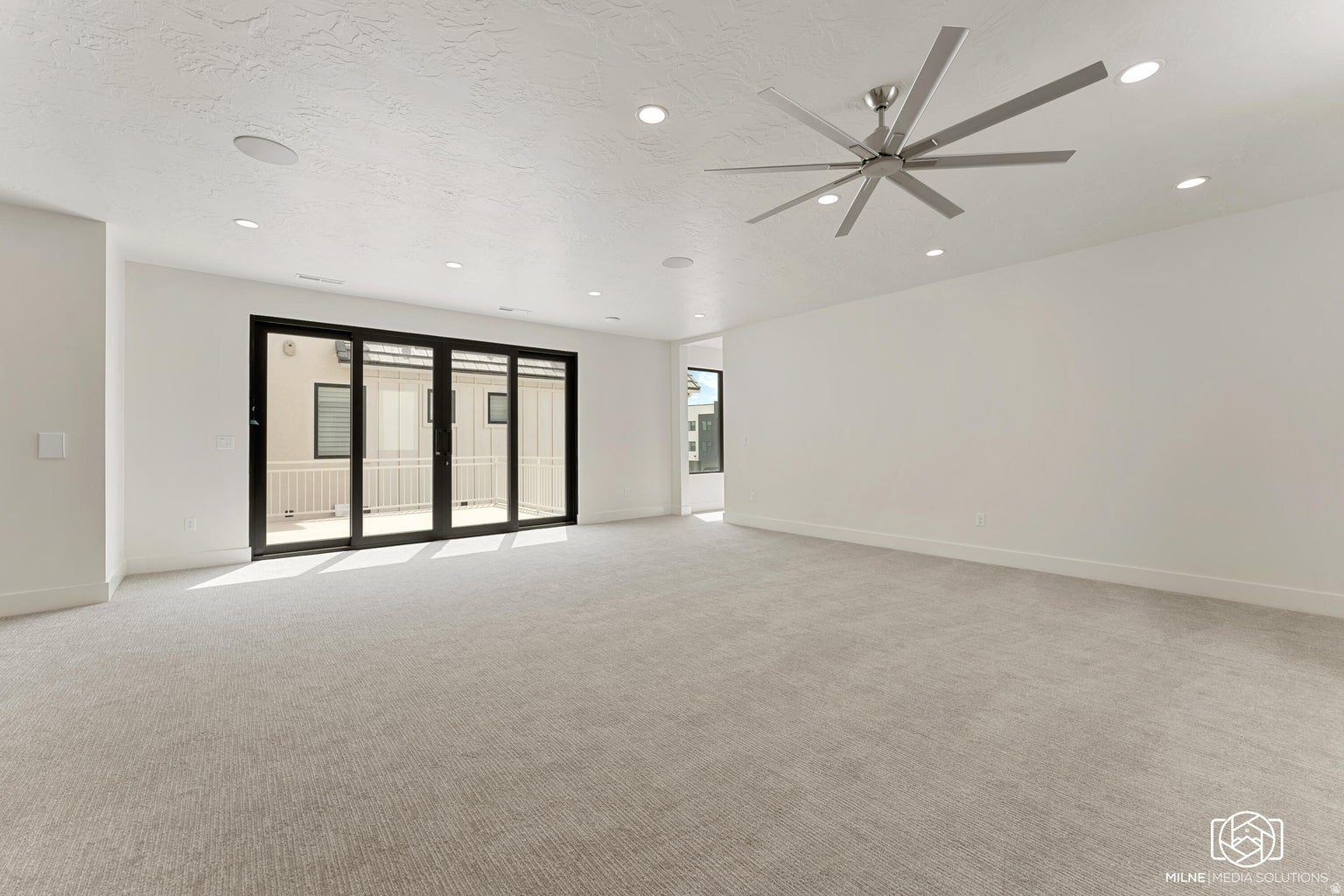 DESERT COLOR - Residential