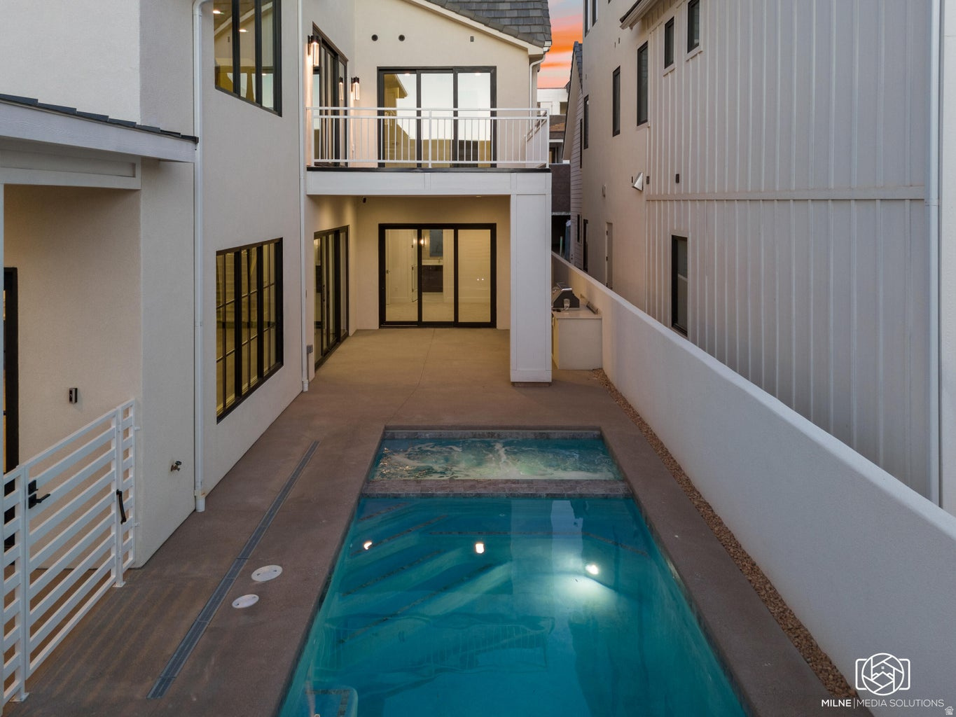 DESERT COLOR - Residential