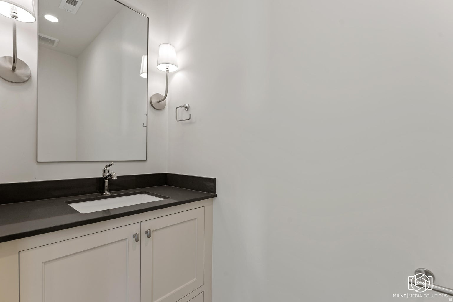 DESERT COLOR - Residential