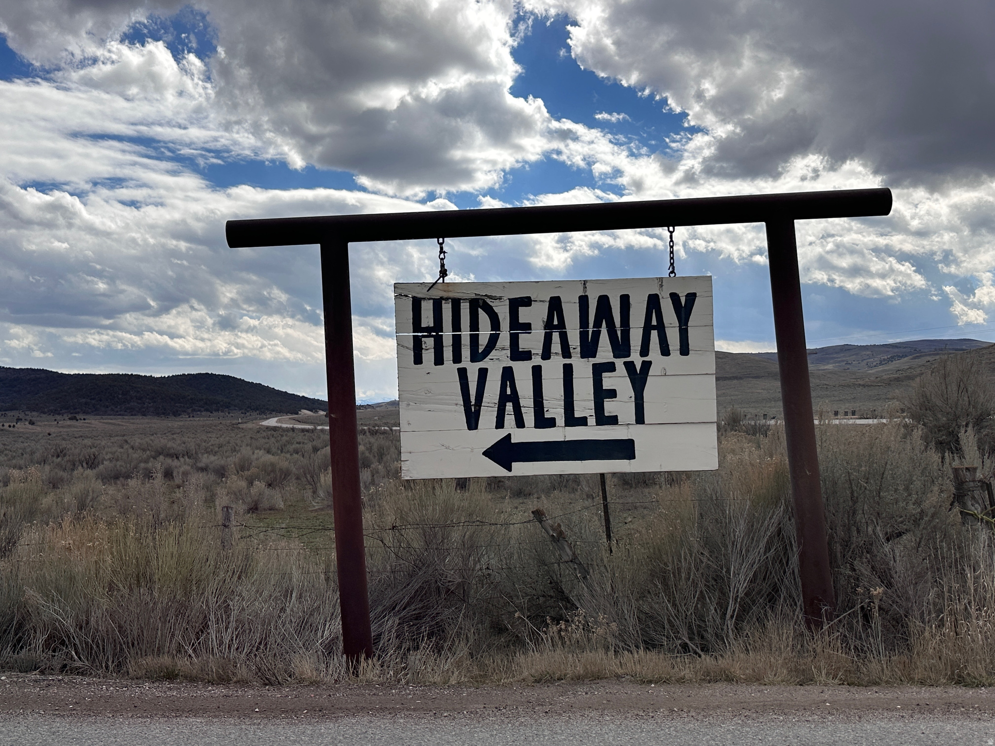 HIDEAWAY VALLEY - Land
