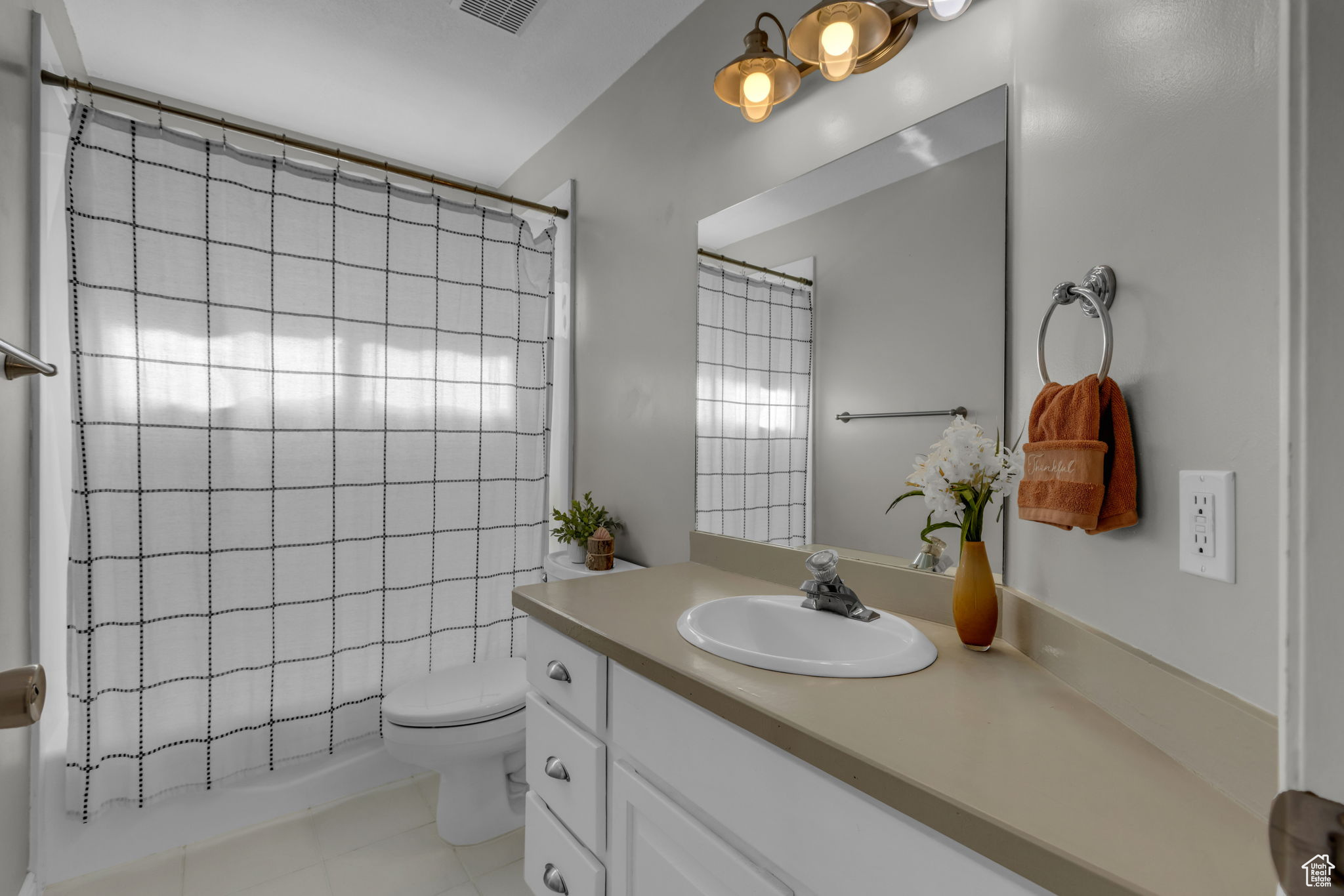 CASTLEBERRY ESTATES - Residential