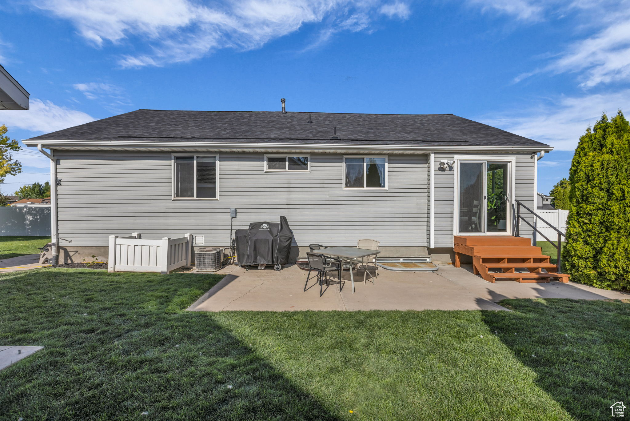 CASTLEBERRY ESTATES - Residential