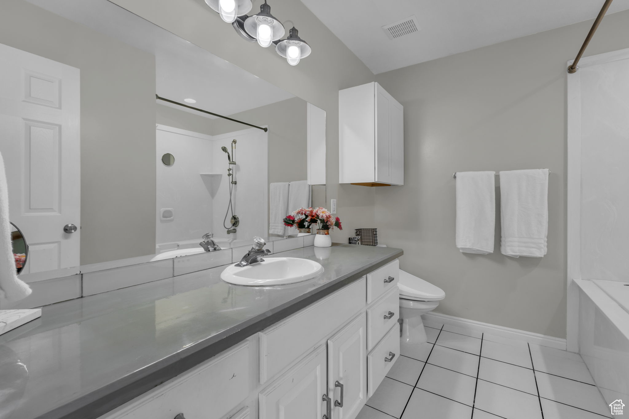 CASTLEBERRY ESTATES - Residential