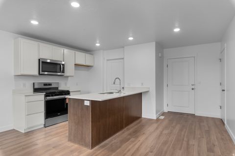 Tiny photo for 4337 N BUCKSTONE WAY #1382, Lehi, UT 84048 (MLS # 2147087)