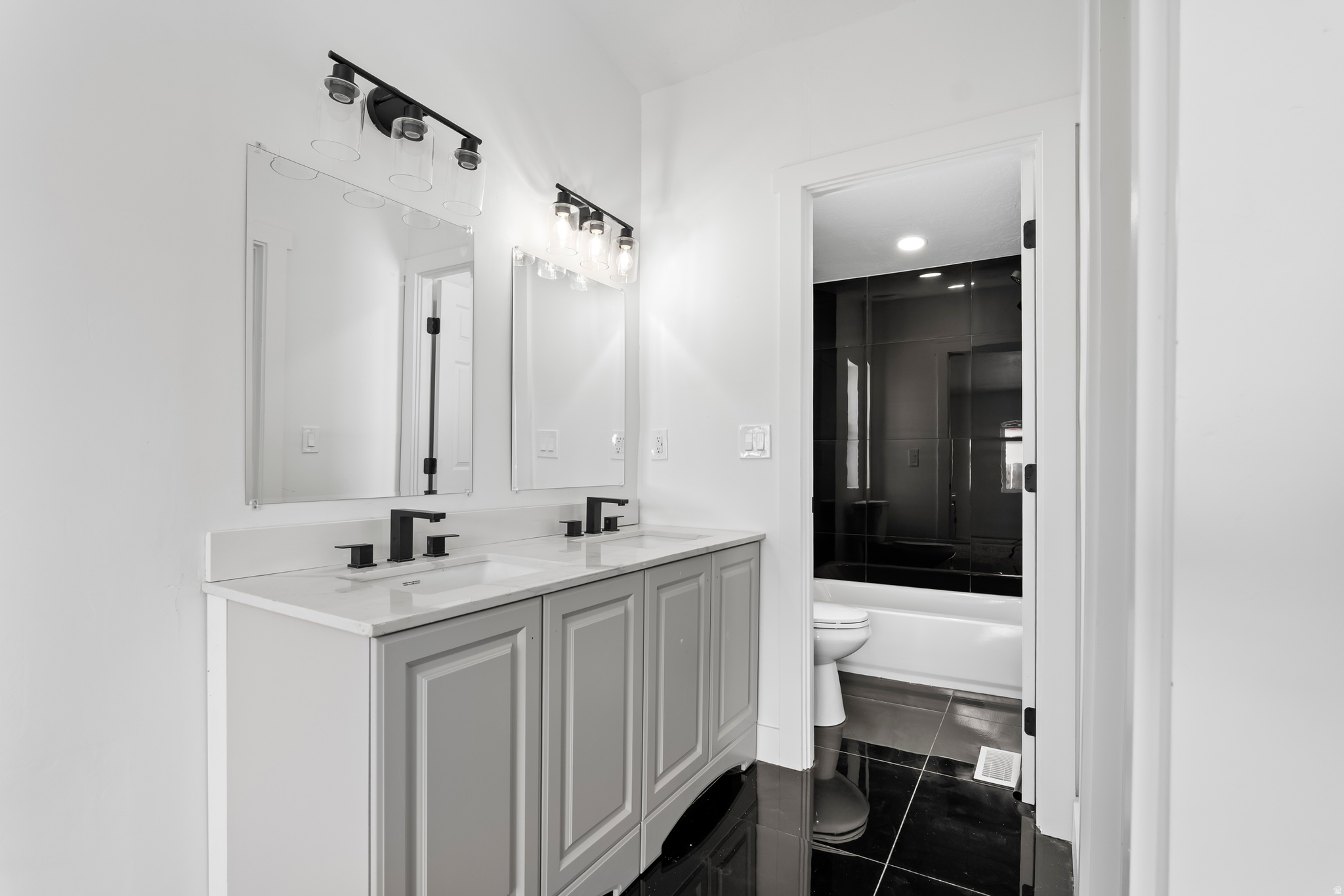 ASPEN VILLAGE MOBLIE HOME SUBD - Residential