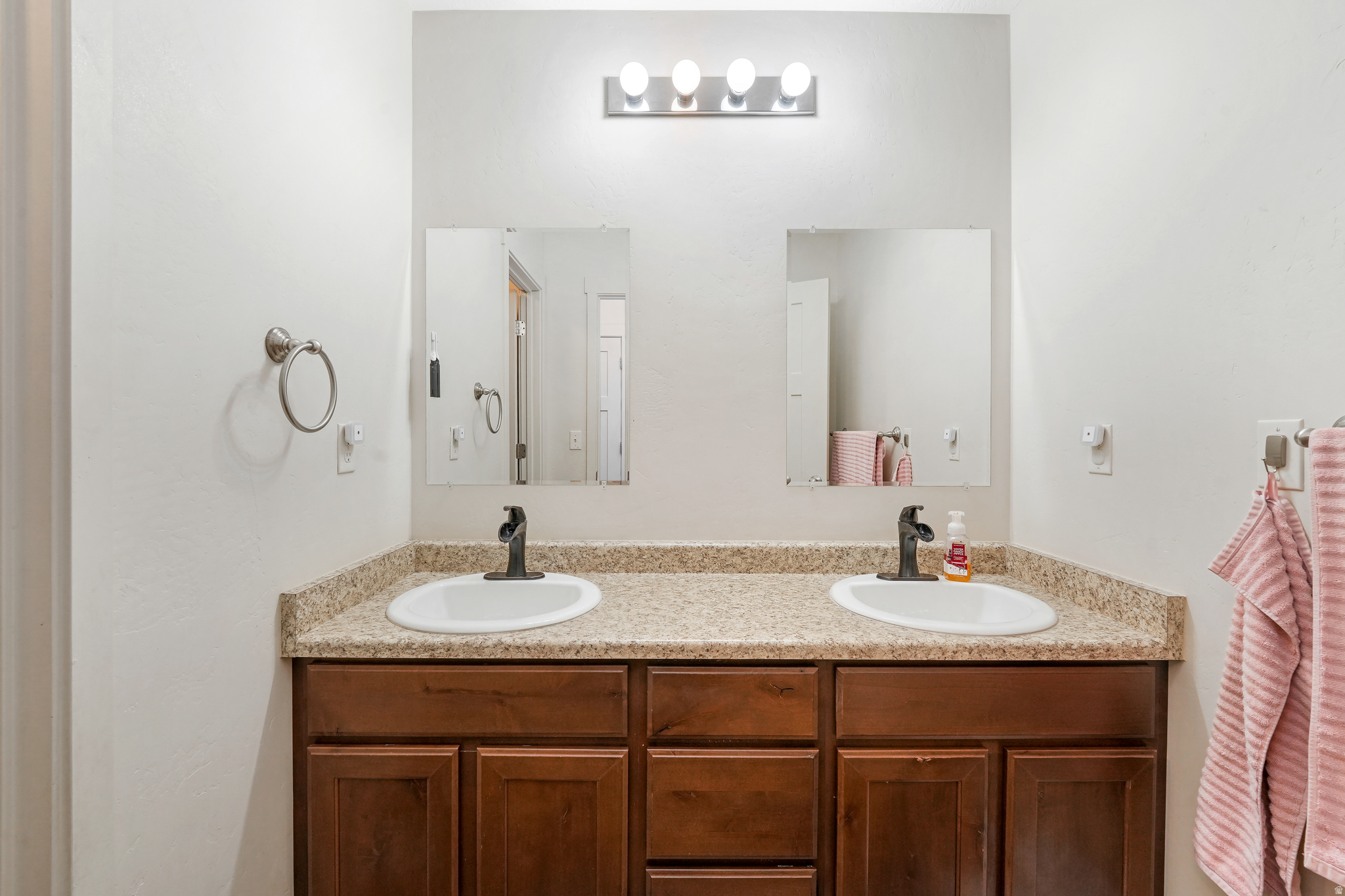 EDGEWATER AT GENEVA - Residential