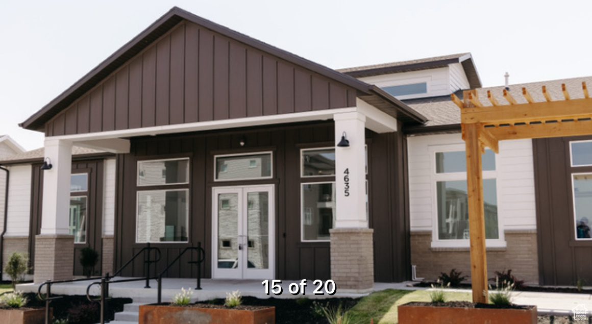 MOUNTAIN RIDGE - Residential Lease