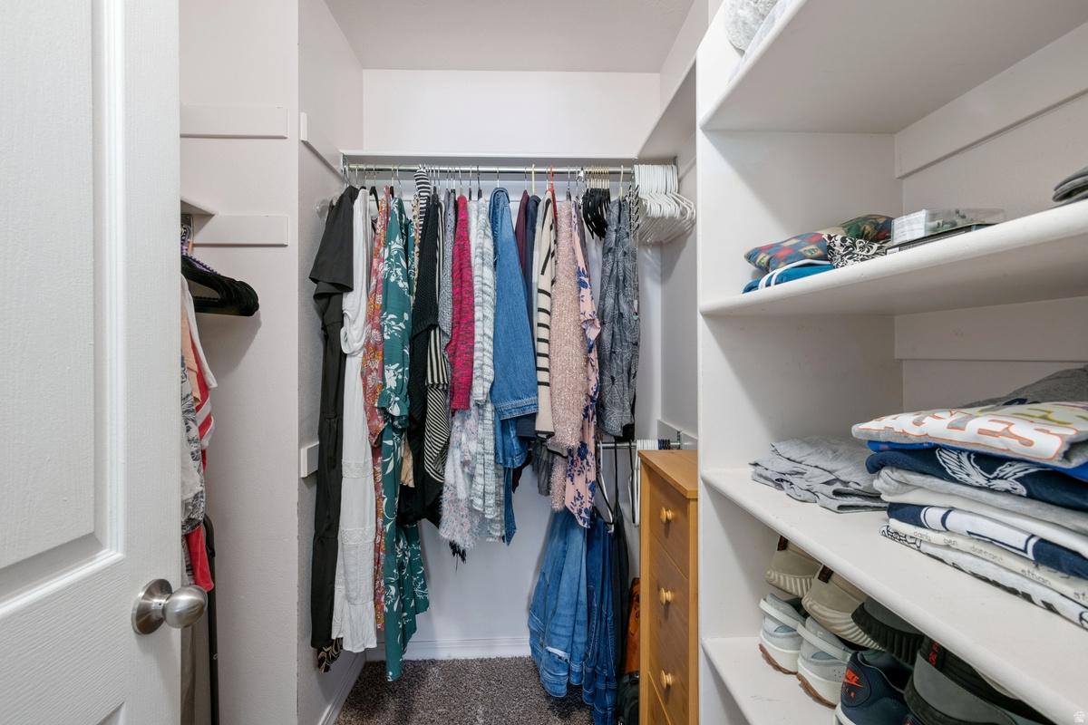 COTTAGES AT ELK RUN - Residential