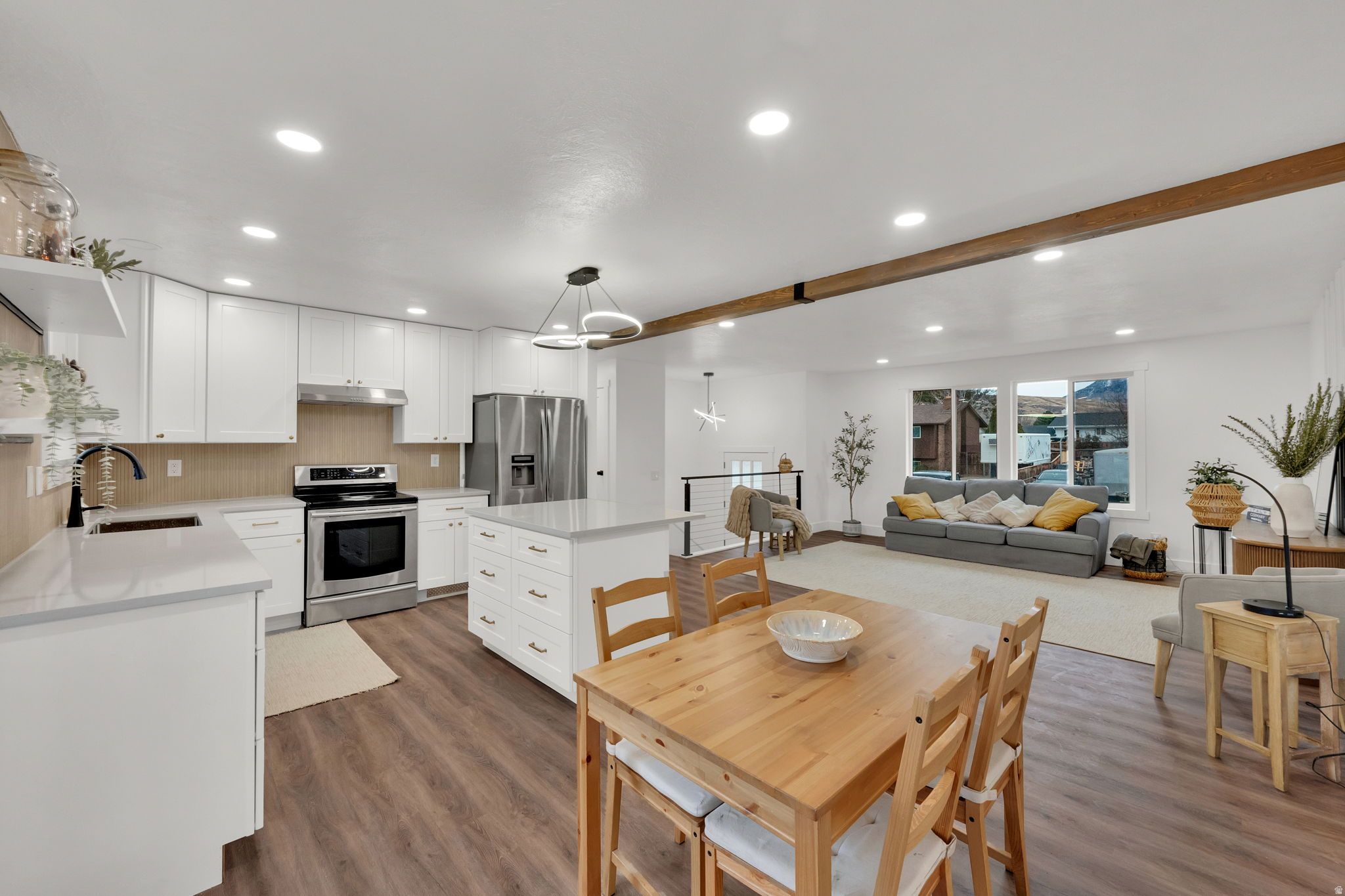 MEADOW CREST - Residential