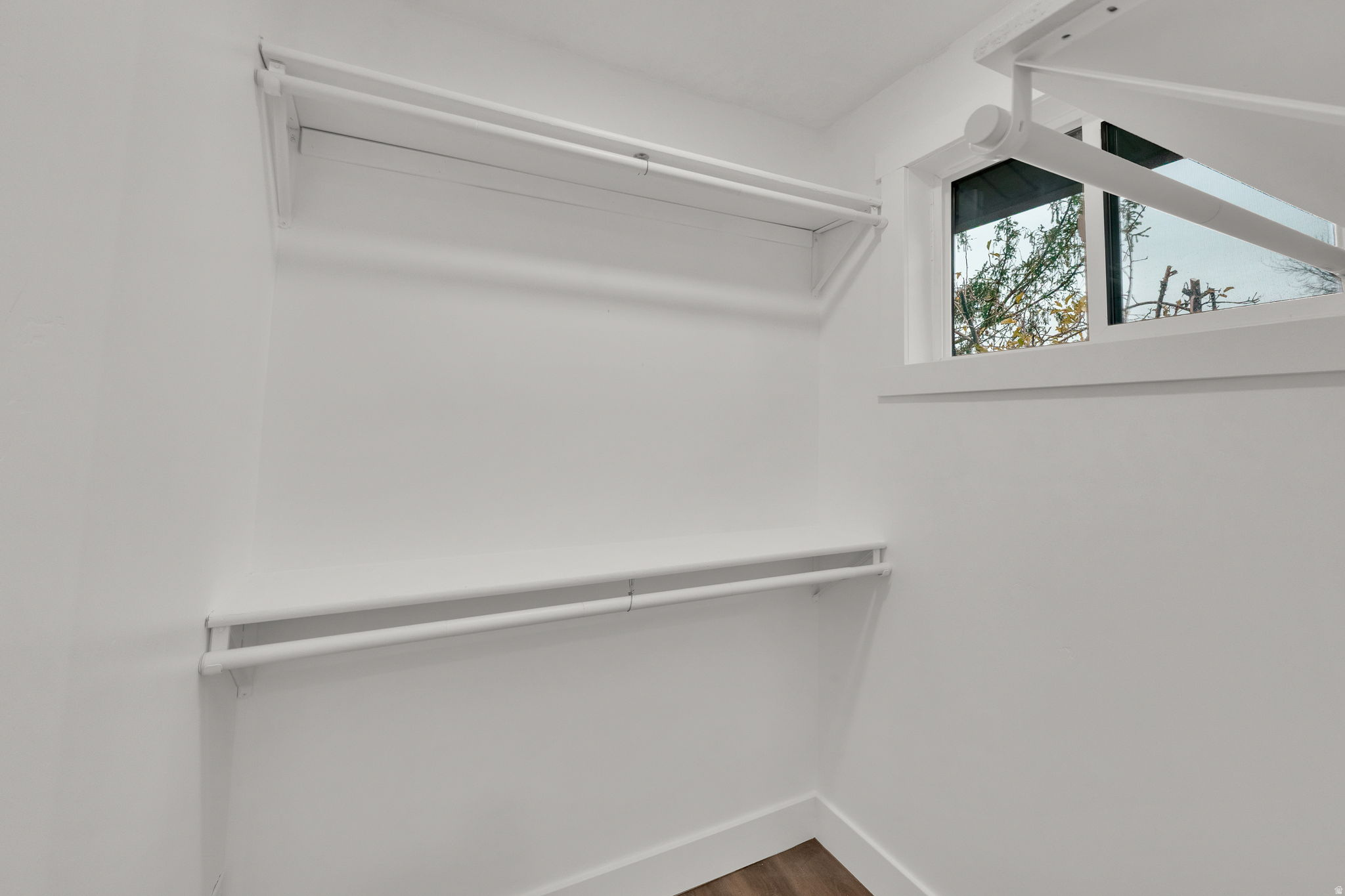 MEADOW CREST - Residential