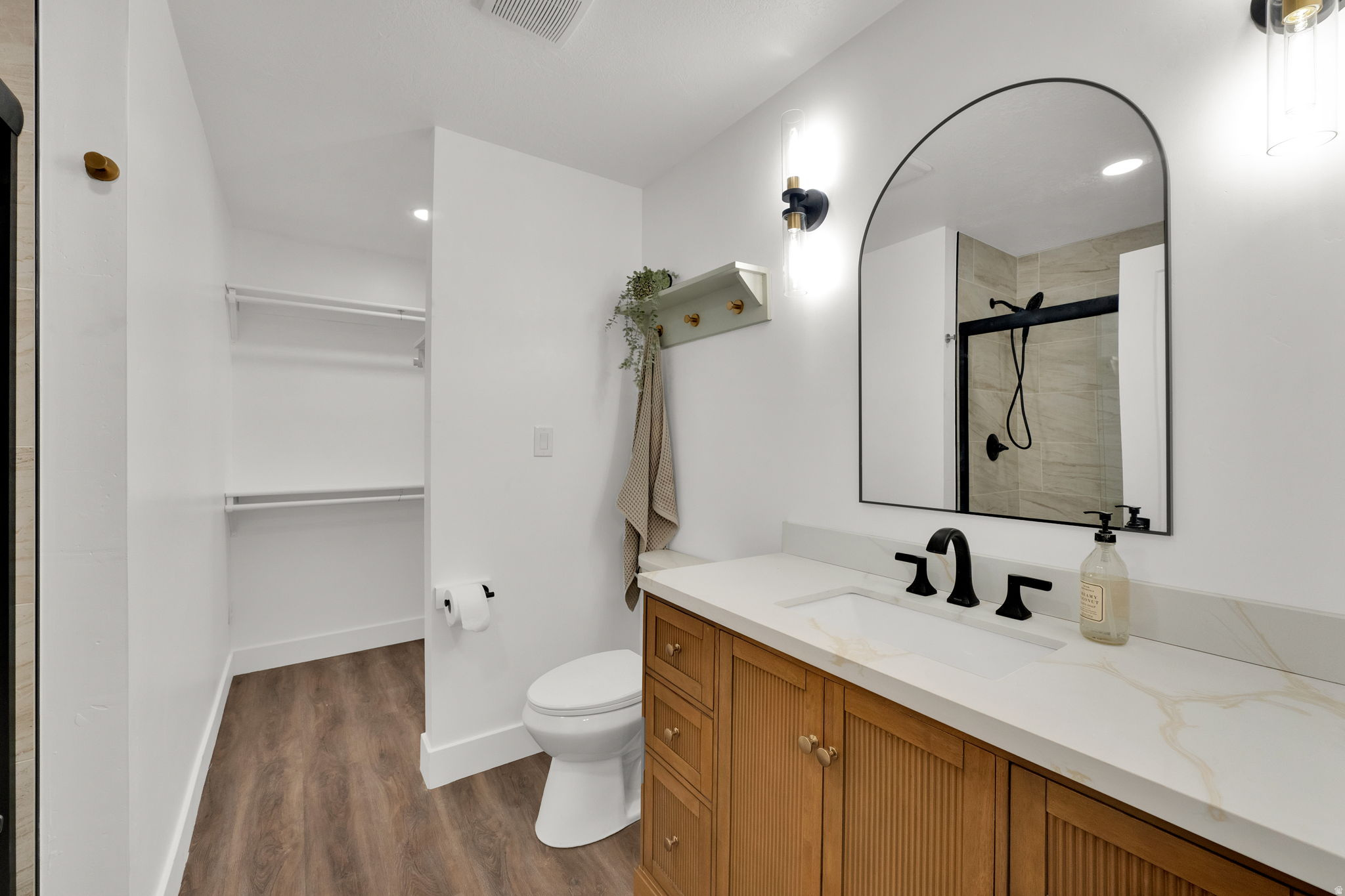 MEADOW CREST - Residential