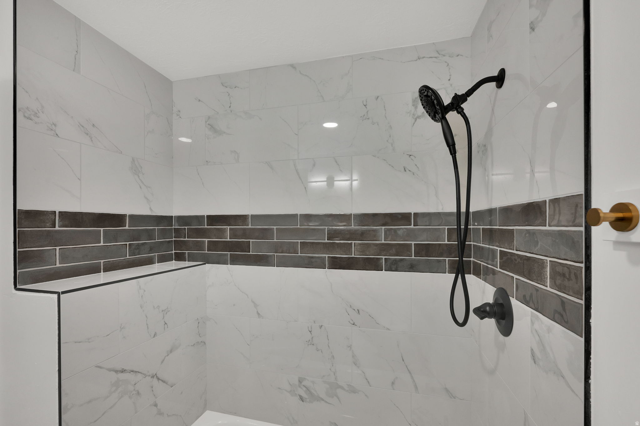 MEADOW CREST - Residential