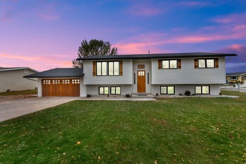Photo of 1319 N 725 W, Orem, UT 84057 (MLS # 2127753)