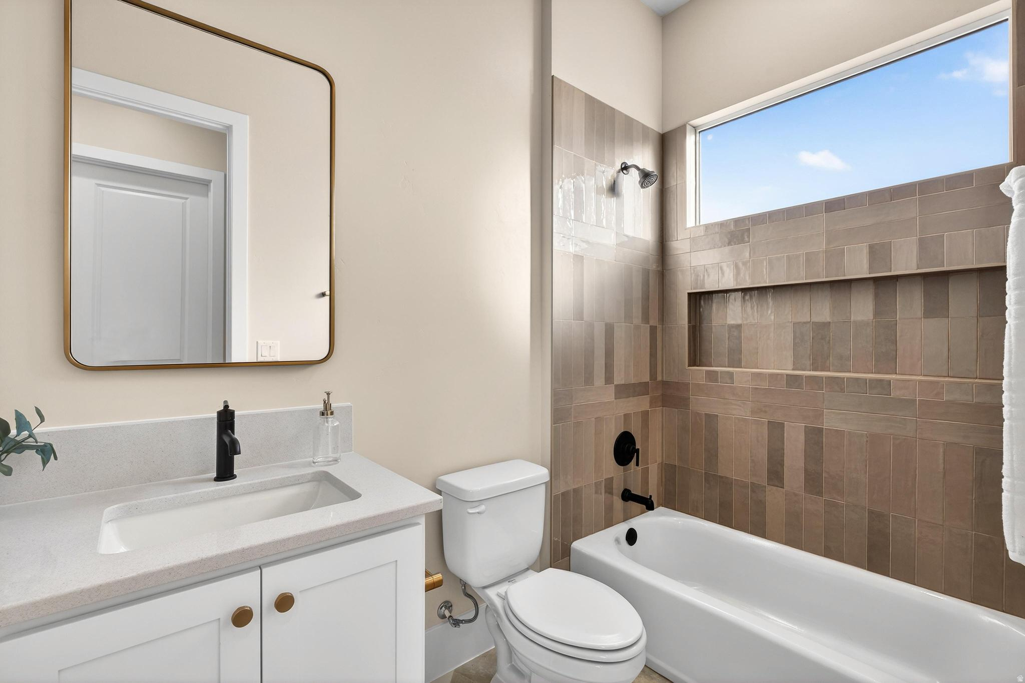 ESTATES AT BURKE SPRINGS - Residential