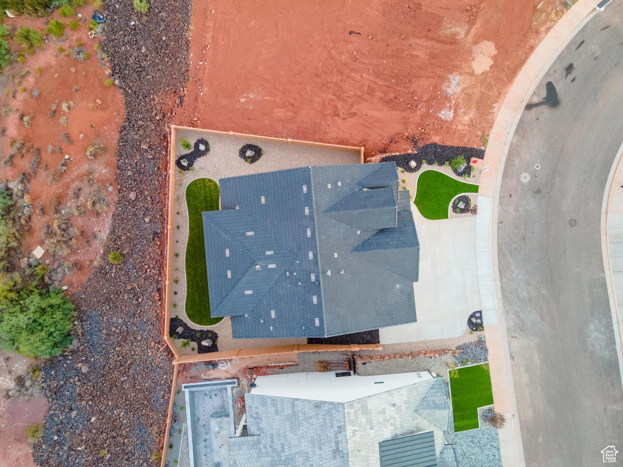 ESTATES AT BURKE SPRINGS - Residential