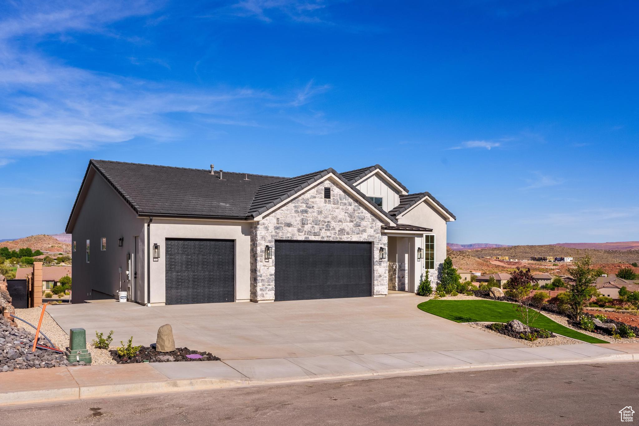 ESTATES AT BURKE SPRINGS - Residential