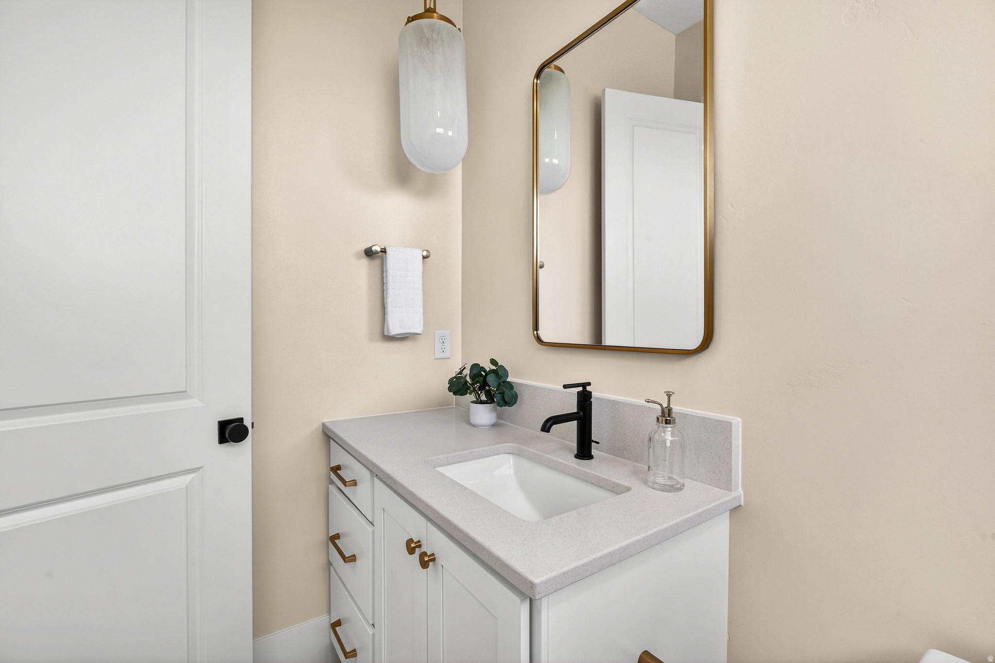 ESTATES AT BURKE SPRINGS - Residential