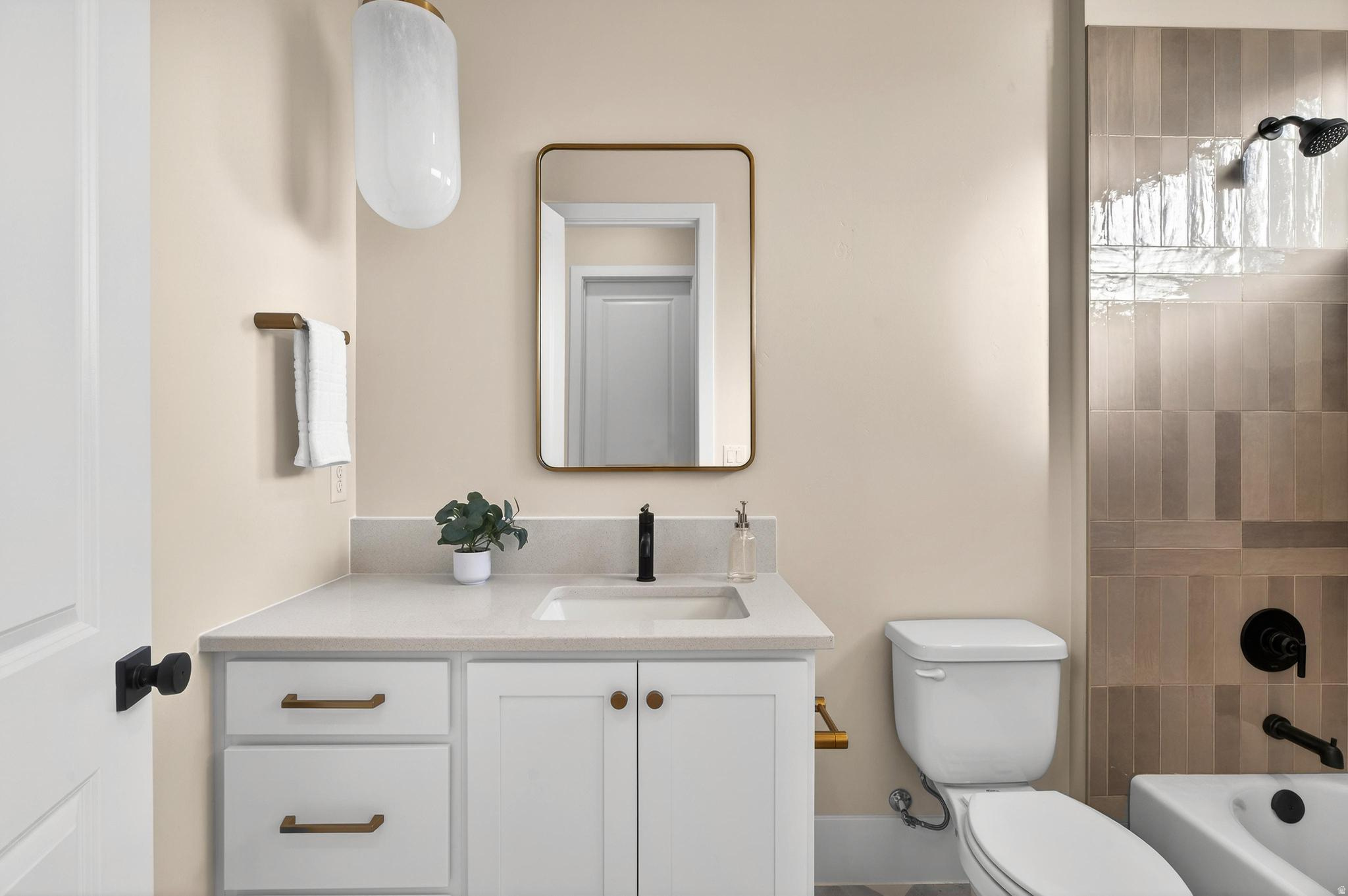 ESTATES AT BURKE SPRINGS - Residential