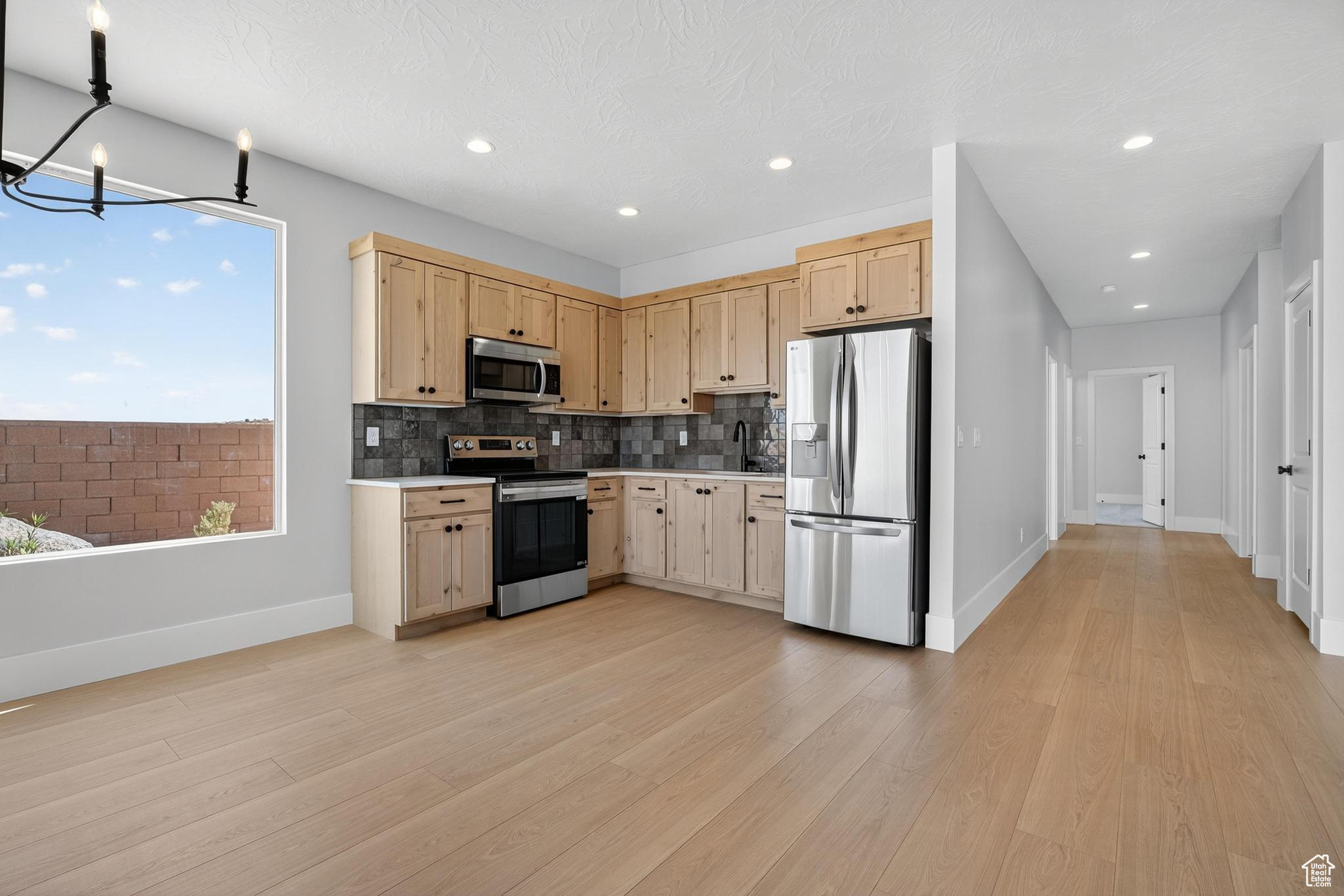 ESTATES AT BURKE SPRINGS - Residential