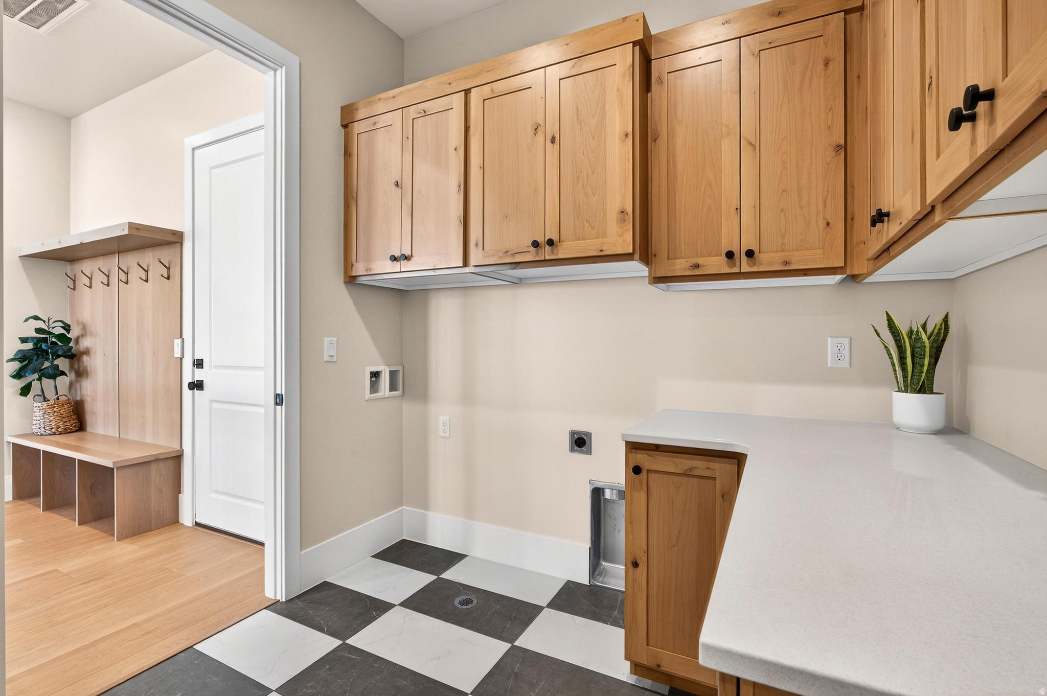 ESTATES AT BURKE SPRINGS - Residential