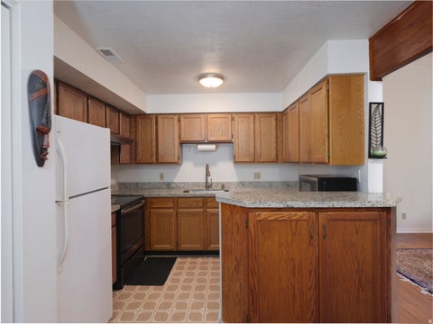 Tiny photo for 5420 S 350 E #38, Washington Terrace, UT 84405 (MLS # 2178787)