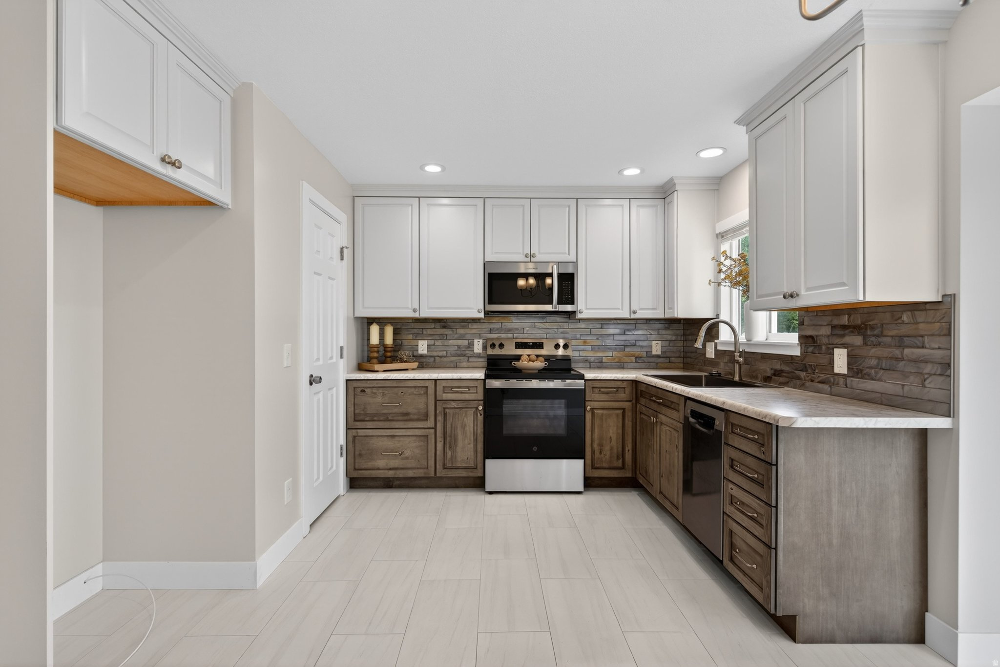 COLONIES OF EAST POINT - Residential