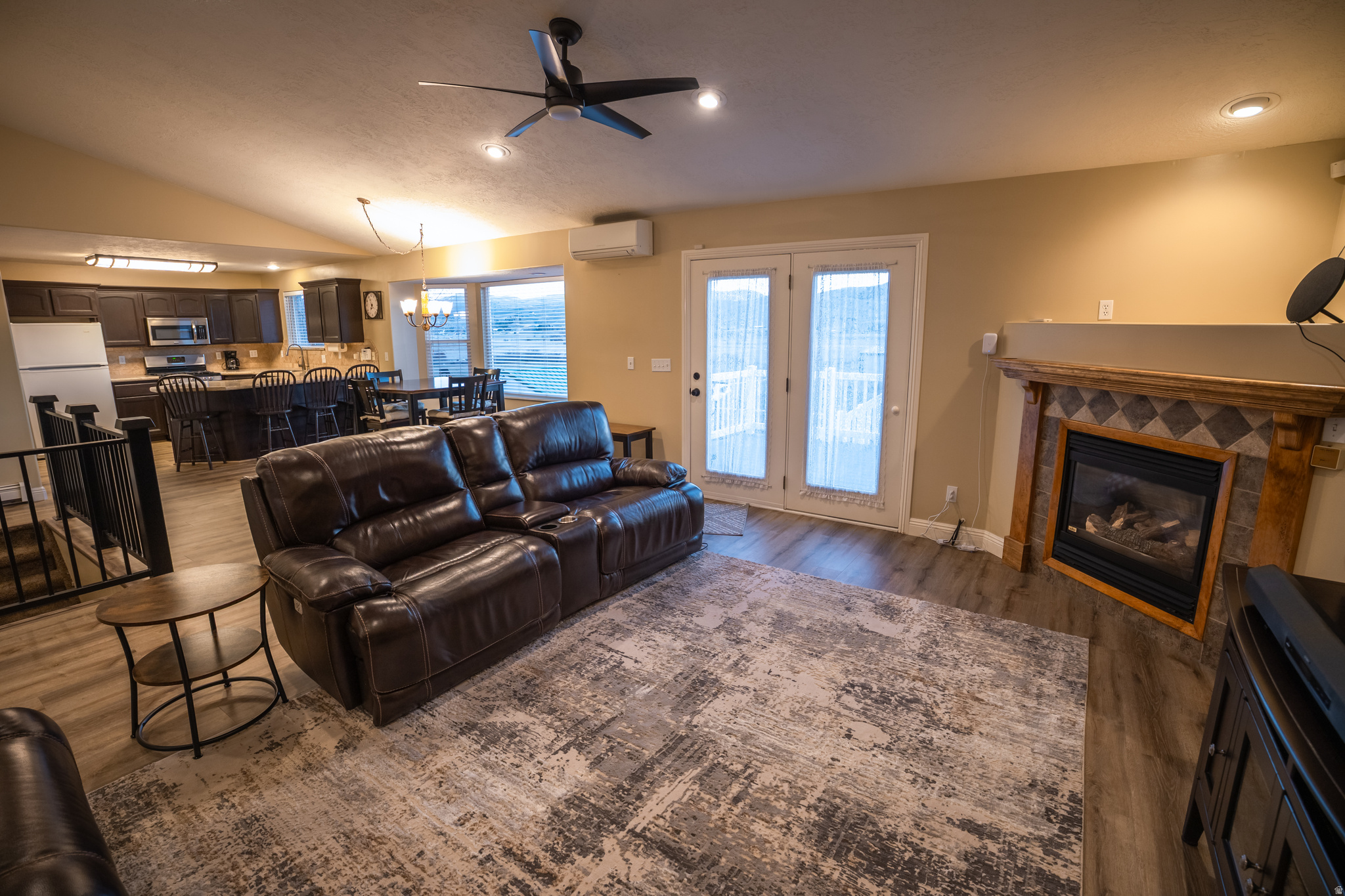 DIAMOND J SUBDIVISION - Residential