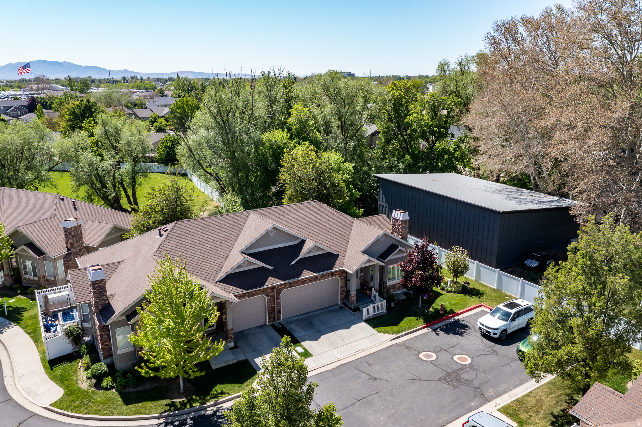CLEARWATER COVE - Residential