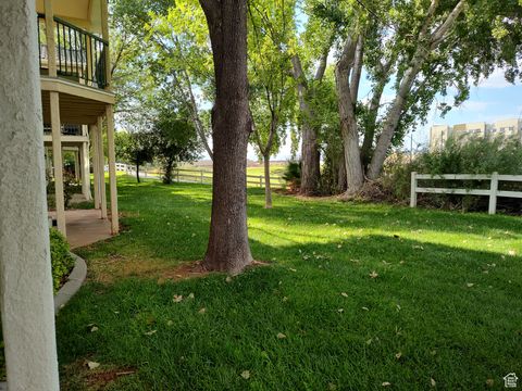 Tiny photo for 169 N TURNBURY LN, Washington, UT 84780 (MLS # 2115146)