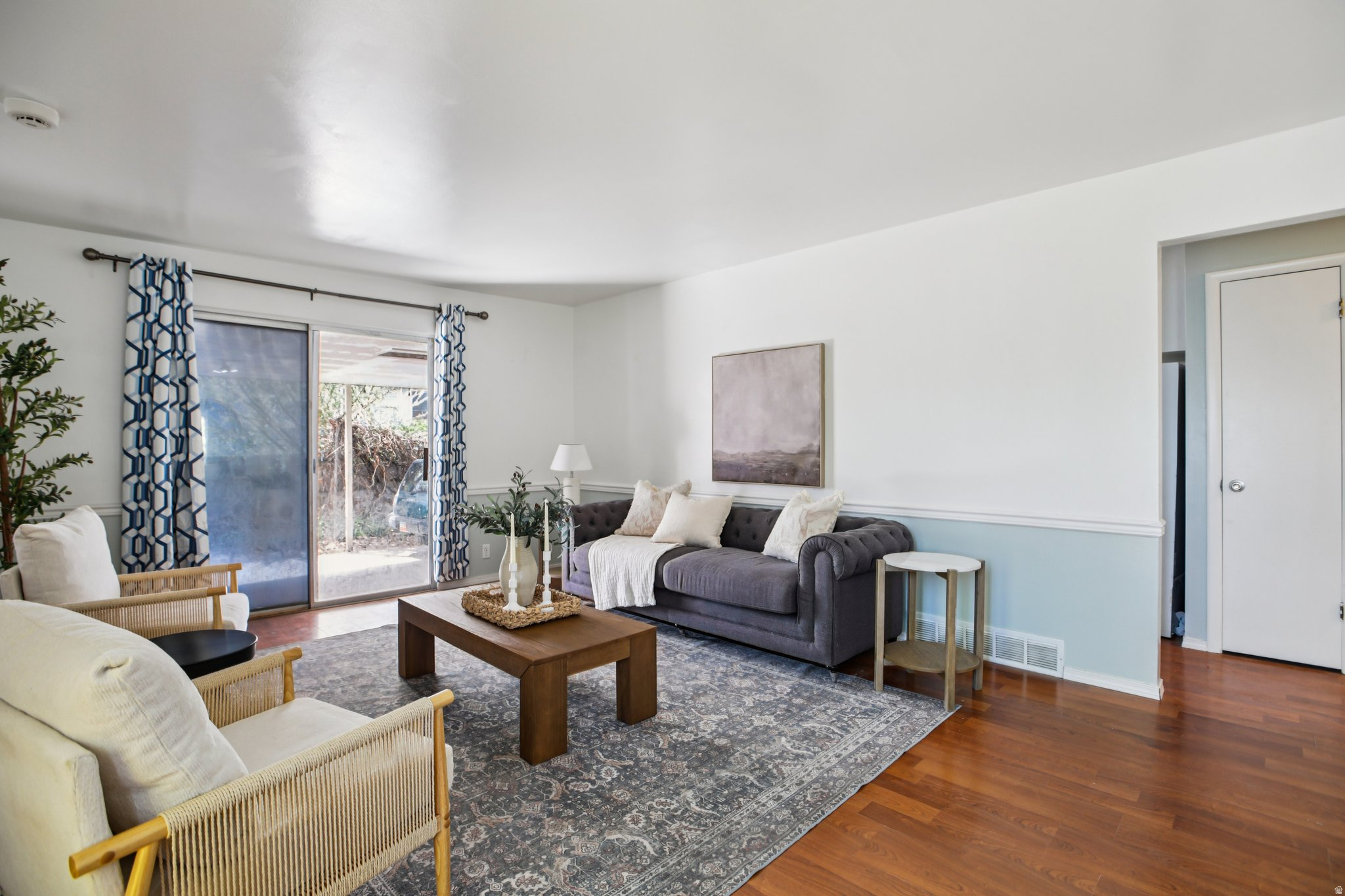 WESTERN HILLS - Residential