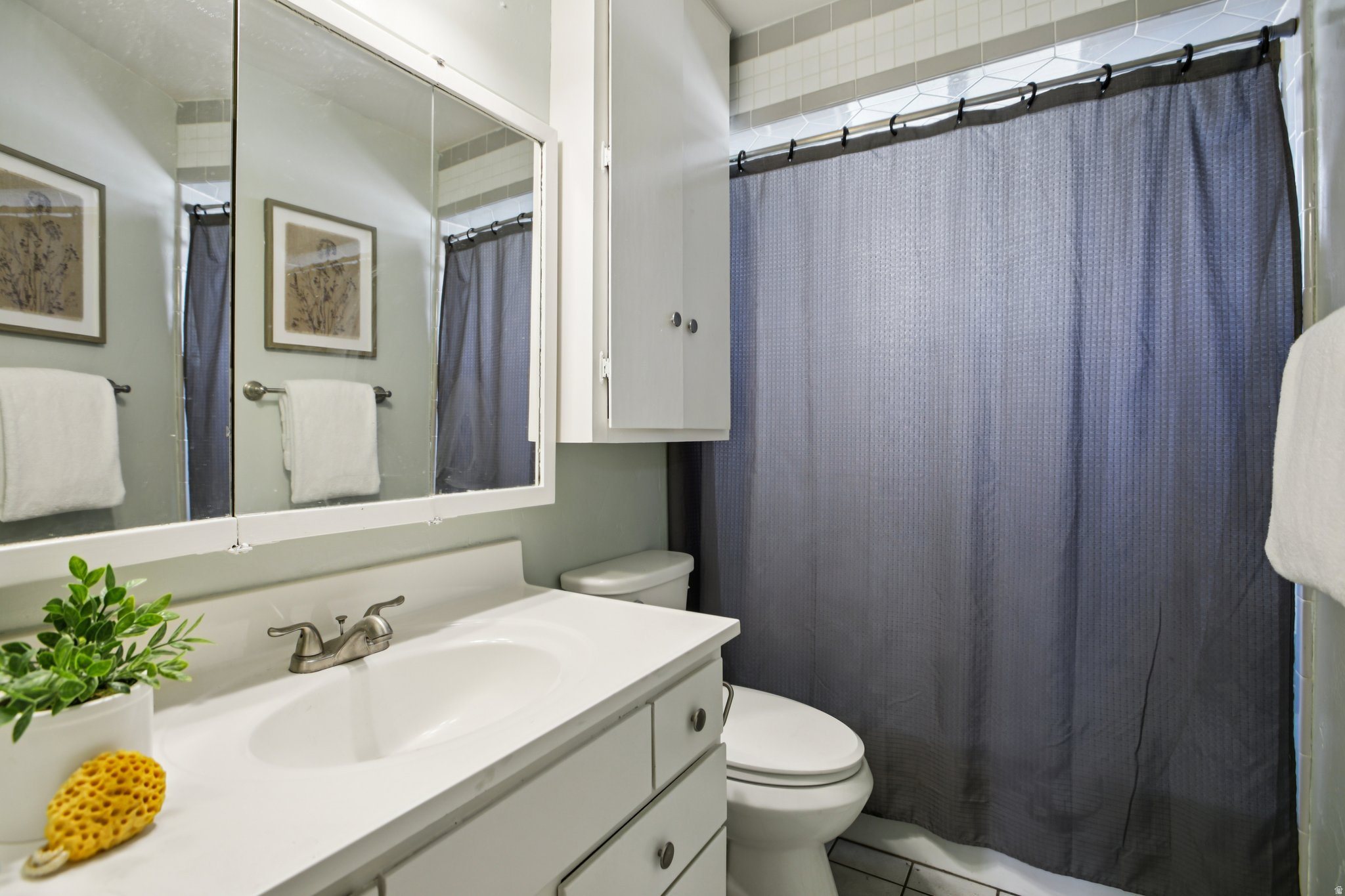 WESTERN HILLS - Residential