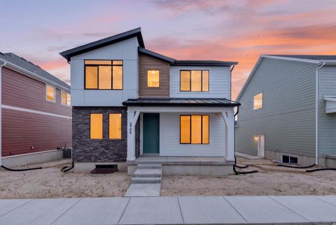 Photo of 2705 N 2740 W #170, Plain City, UT 84404 (MLS # 2154108)