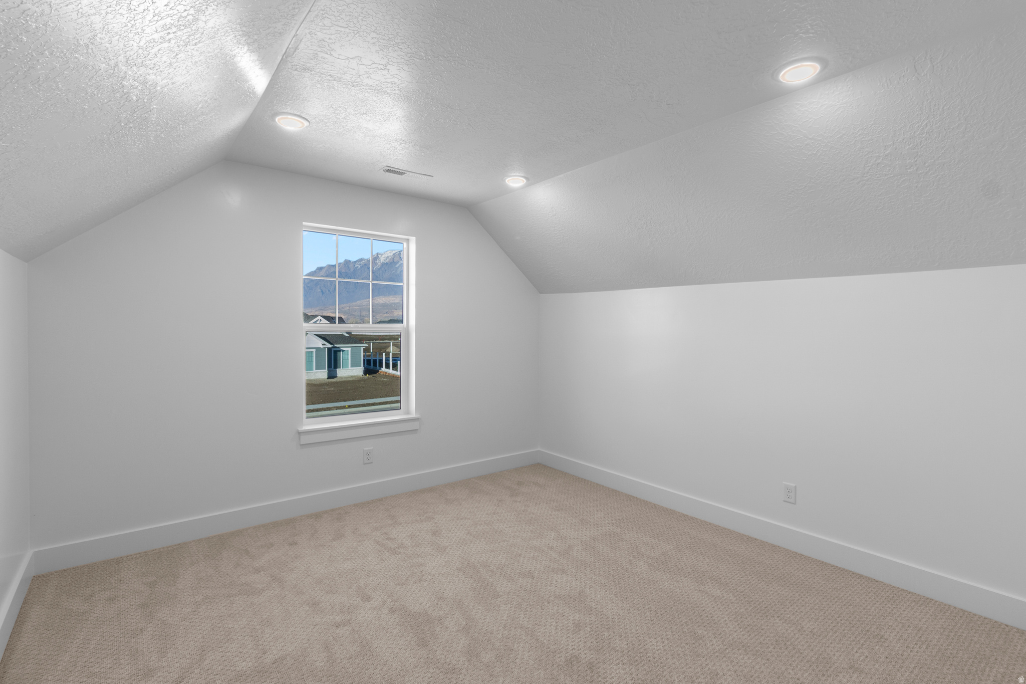 VINEYARD - Residential