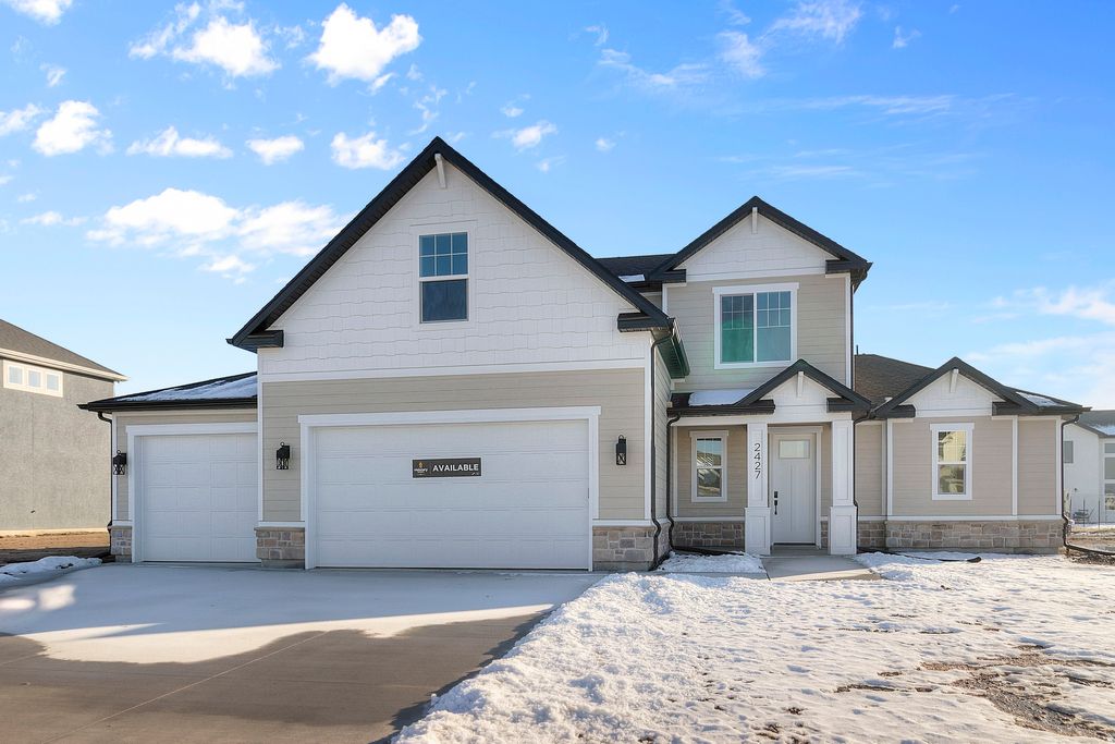 Photo of 150 E 650 S, Hyde Park, UT 84318 (MLS # 2136669)