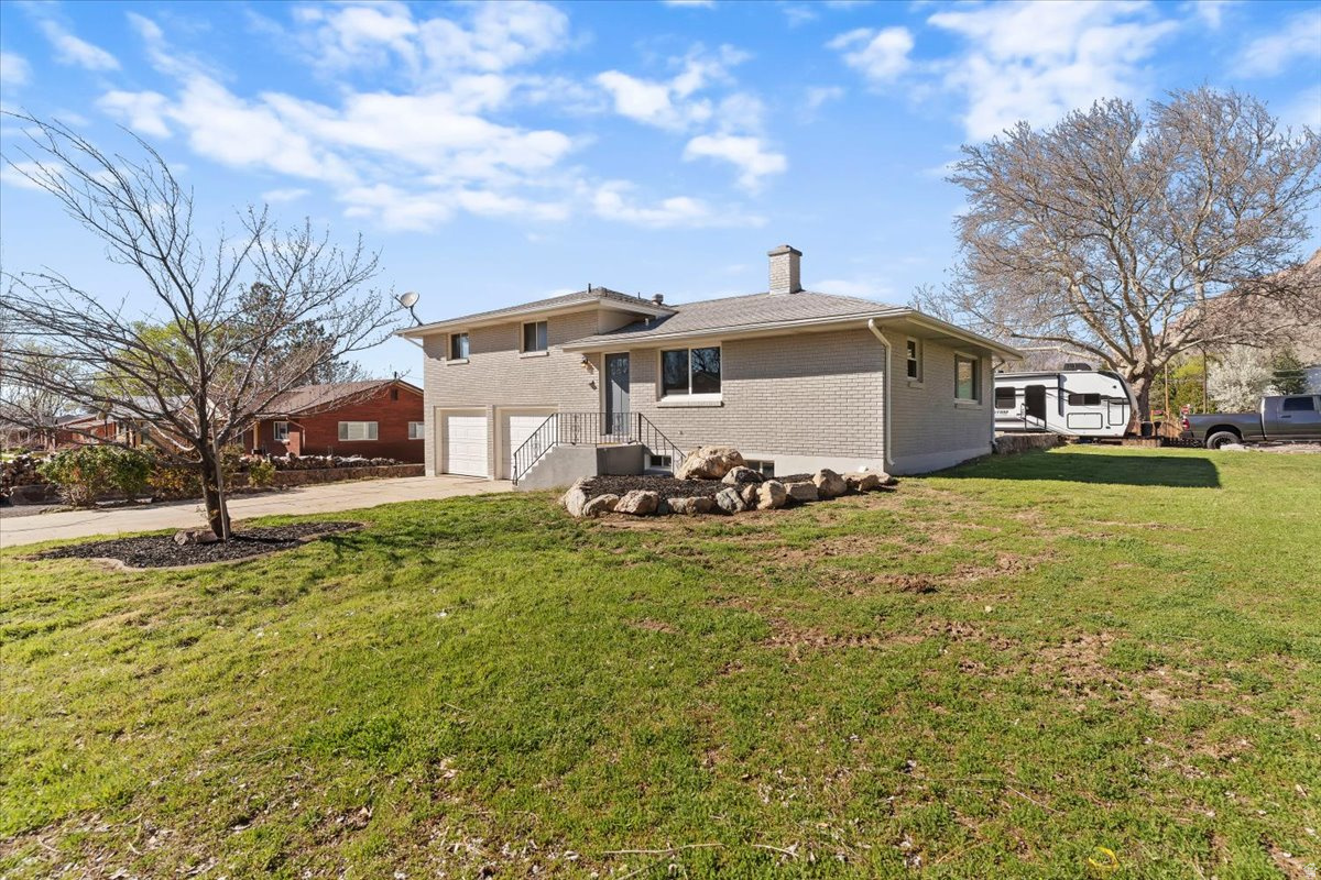 HENDERSON #2 - Residential