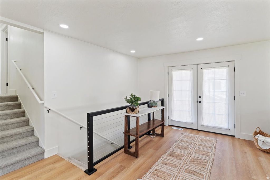 Photo of 1390 CROSS ST, Ogden, UT 84404 (MLS # 2145746)